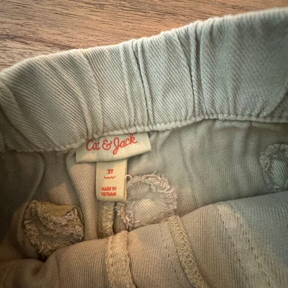 Cat & Jack Colored Shorts - Size 2T - Picture 2 of 4